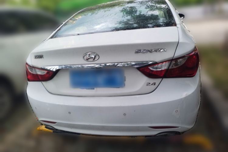 Used Hyundai Sonata 2014 2.4L Automatic Luxury Version China IV Standard Rear