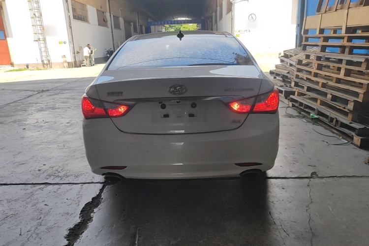 Used Hyundai Sonata 2014 2.4L Automatic Luxury Version China V Standard Rear