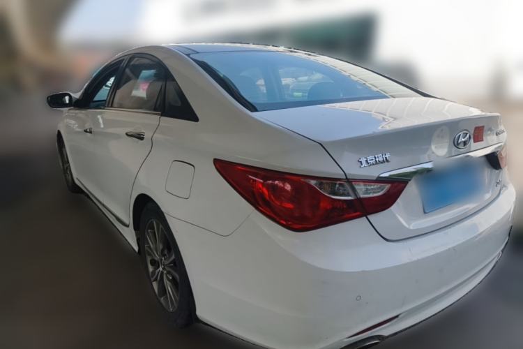 Used Hyundai Sonata 2014 2.4L Automatic Leading Edition China IV Standard Rear Left 45 Deg