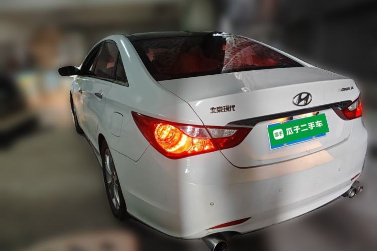 Used Hyundai Sonata 2014 2.0L Automatic Luxury Edition Rear Left 45 Deg