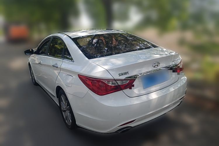 Used Hyundai Sonata 2014 2.0L Automatic Luxury Edition Rear Left 45 Deg