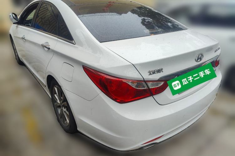 Used Hyundai Sonata 2014 2.4L Automatic Leading Edition China IV Standard Rear Left 45 Deg