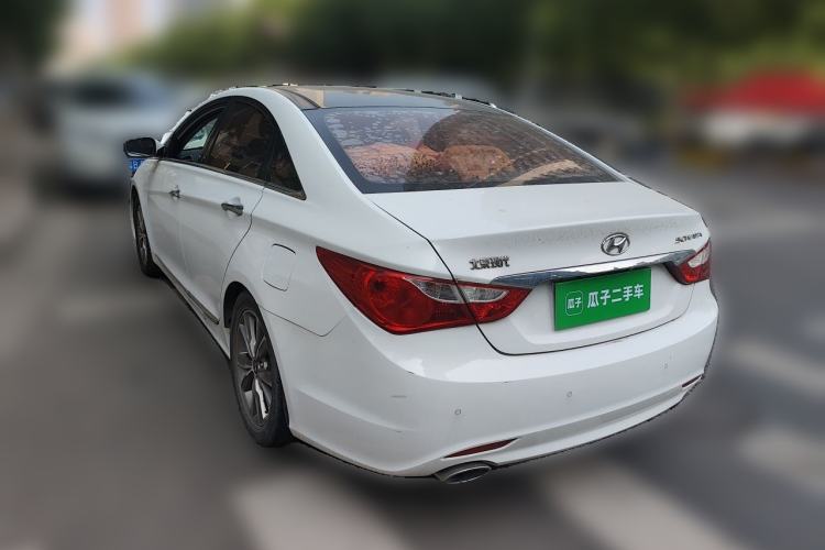Used Hyundai Sonata 2014 2.0L Automatic Luxury Edition Rear Left 45 Deg