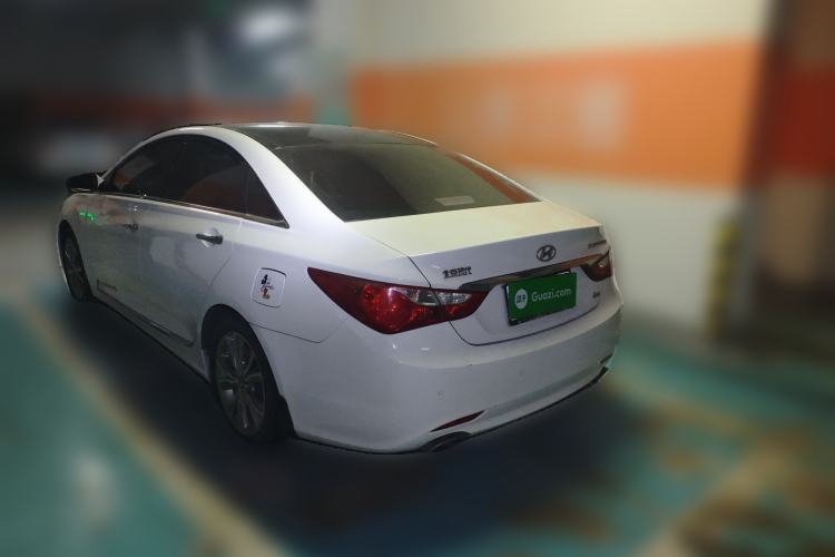 Used Hyundai Sonata 2014 2.4L Automatic Leading Edition China IV Standard Rear Left 45 Deg