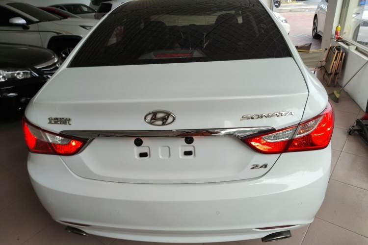 Used Hyundai Sonata 2014 2.4L Automatic Leading Edition China IV Standard Rear