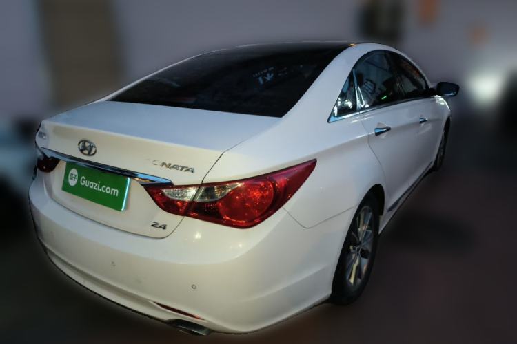 Used Hyundai Sonata 2014 2.4L Automatic Leading Edition China IV Standard Rear Right 45 Deg