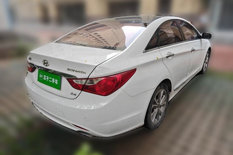 Used Hyundai Sonata 2014 2.4L Automatic Leading Edition China IV Standard Rear Right 45 Deg