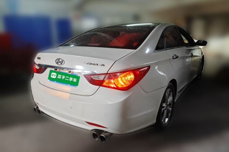 Used Hyundai Sonata 2014 2.0L Automatic Luxury Edition Rear Right 45 Deg
