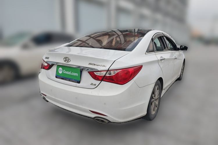 Used Hyundai Sonata 2014 2.4L Automatic Leading Edition China IV Standard Rear Right 45 Deg