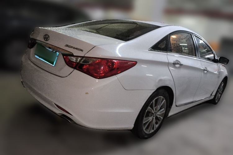 Used Hyundai Sonata 2014 2.0L Automatic Luxury Edition Rear Right 45 Deg