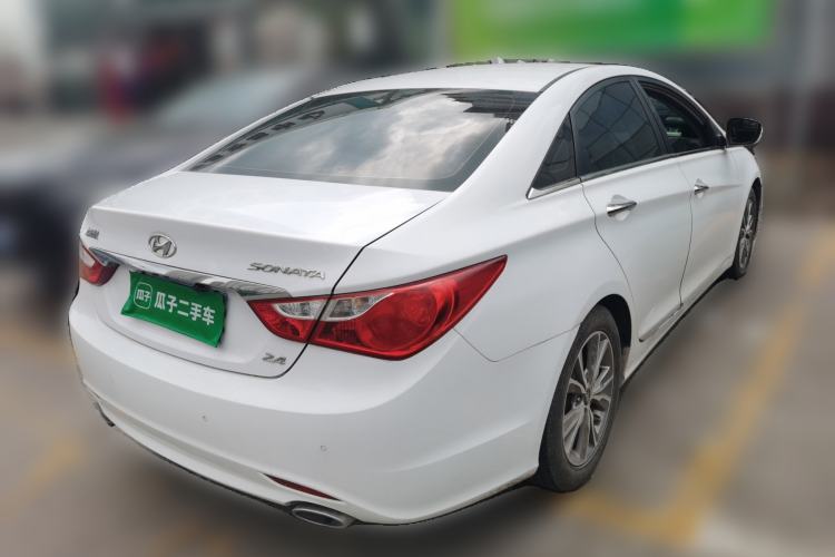 Used Hyundai Sonata 2014 2.4L Automatic Leading Edition China IV Standard Rear Right 45 Deg