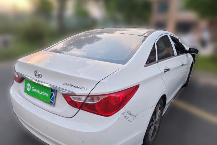 Used Hyundai Sonata 2014 2.4L Automatic Leading Edition China IV Standard Rear Right 45 Deg