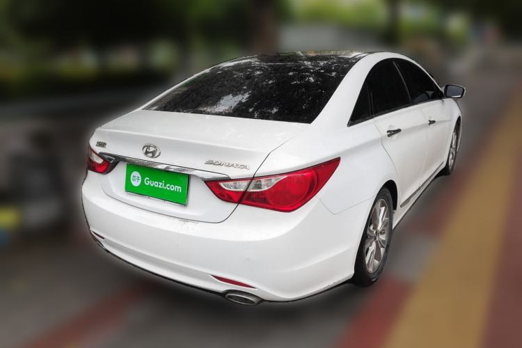 Used Hyundai Sonata 2014 2.0L Automatic Luxury Edition Rear Right 45 Deg