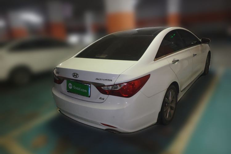 Used Hyundai Sonata 2014 2.4L Automatic Leading Edition China IV Standard Rear Right 45 Deg