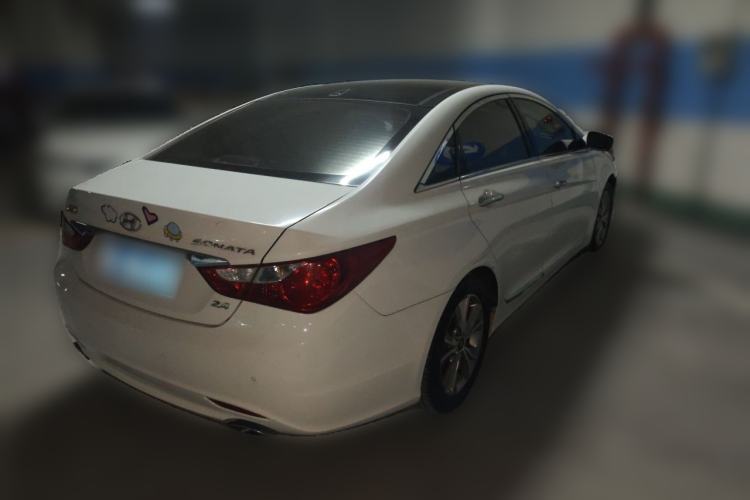 Used Hyundai Sonata 2014 2.4L Automatic Leading Edition China IV Standard Rear Right 45 Deg