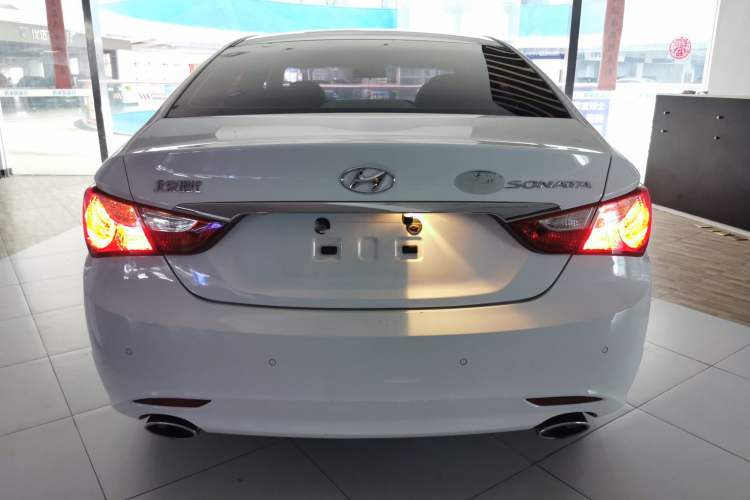 Used Hyundai Sonata 2014 2.0L Automatic Luxury Edition Rear