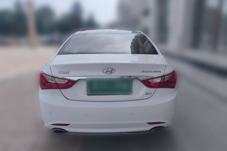 Used Hyundai Sonata 2014 2.4L Automatic Luxury Version China IV Standard Rear