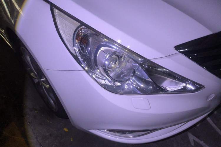 Used Hyundai Sonata 2014 2.4L Automatic Luxury Version China IV Standard Right Front Headlight