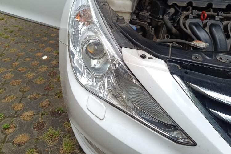 Used Hyundai Sonata 2014 2.4L Automatic Luxury Version China IV Standard Right Front Headlight
