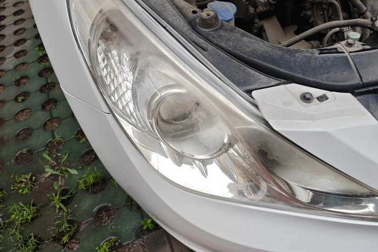 Used Hyundai Sonata 2014 2.4L Automatic Leading Edition China IV Standard Right Front Headlight