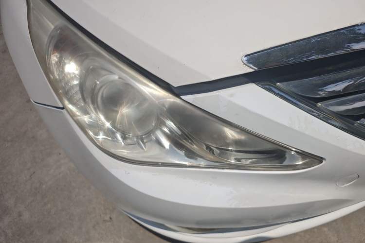 Used Hyundai Sonata 2014 2.0L Automatic Prestige Edition Right Front Headlight