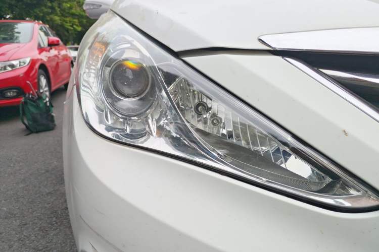 Used Hyundai Sonata 2014 2.0L Automatic Leading Edition Right Front Headlight