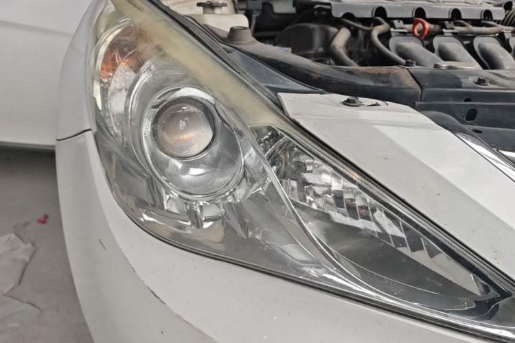 Used Hyundai Sonata 2014 2.4L Automatic Leading Edition China V Standard Right Front Headlight