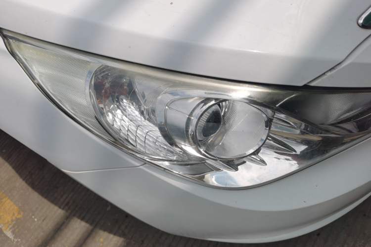 Used Hyundai Sonata 2014 2.4L Automatic Leading Edition China IV Standard Right Front Headlight