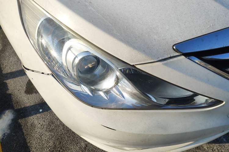 Used Hyundai Sonata 2014 2.0L Automatic Luxury Edition Right Front Headlight