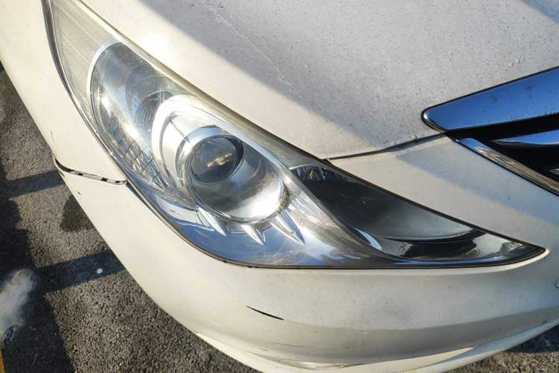 Used Hyundai Sonata 2014 2.0L Automatic Luxury Edition Right Front Headlight