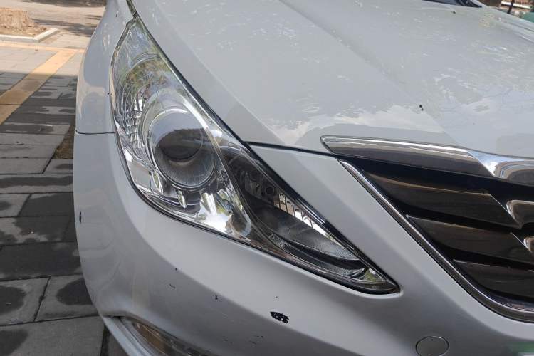 Used Hyundai Sonata 2014 2.0L Automatic Luxury Edition Right Front Headlight