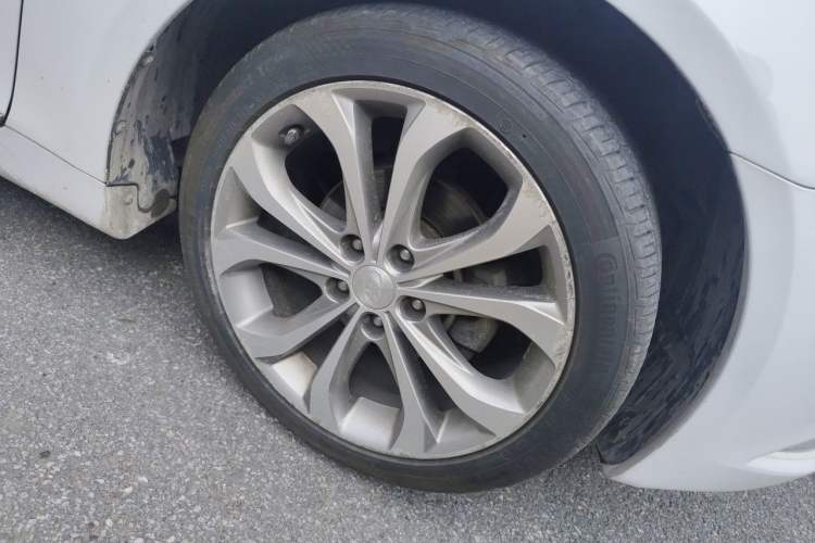 Used Hyundai Sonata 2014 2.4L Automatic Luxury Version China V Standard Right Front Wheel Hub