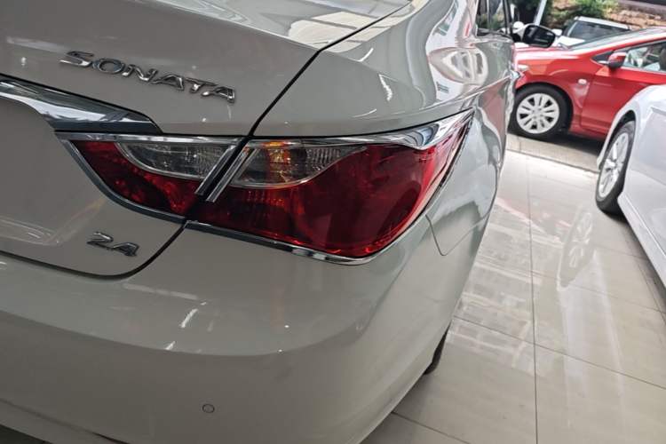 Used Hyundai Sonata 2014 2.4L Automatic Leading Edition China V Standard Right Rear Taillight