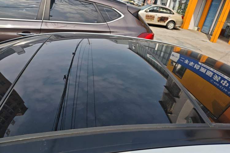 Used Hyundai Sonata 2014 2.0L Automatic Luxury Edition Roof