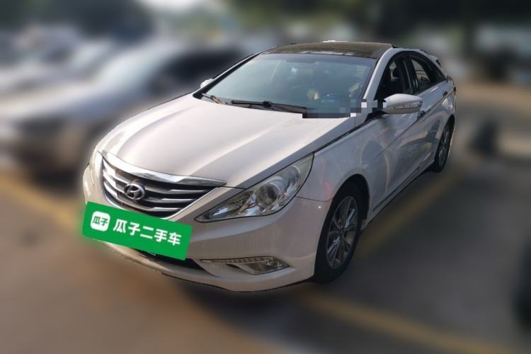 Ojetý Hyundai Sonata 2014 2.4L Automatic Leading Edition China IV Standard Guazi used car, China used car export, Used car for sale, Used  cars, Cheapest cars for sale