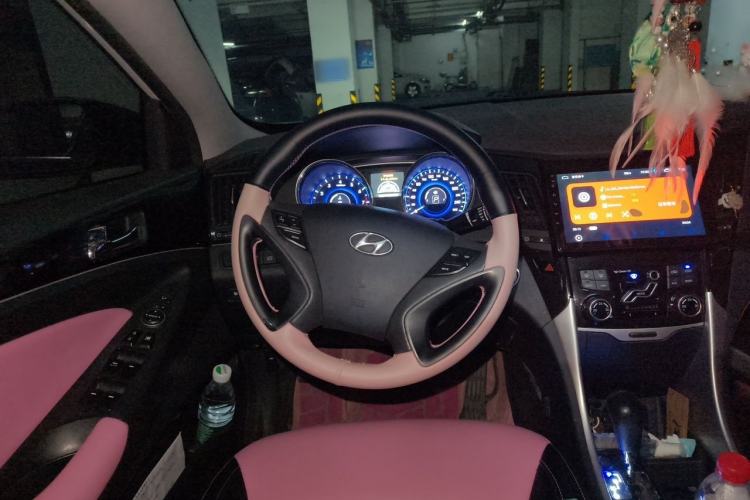 Used Hyundai Sonata 2014 2.4L Automatic Leading Edition China IV Standard Steering Wheel