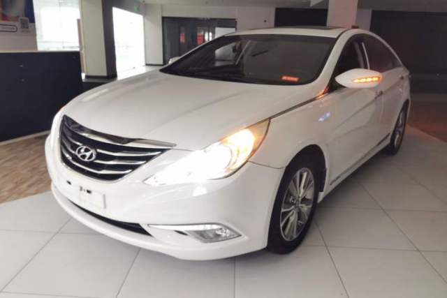 Used Hyundai Sonata 2014 2.0L Automatic Luxury Edition