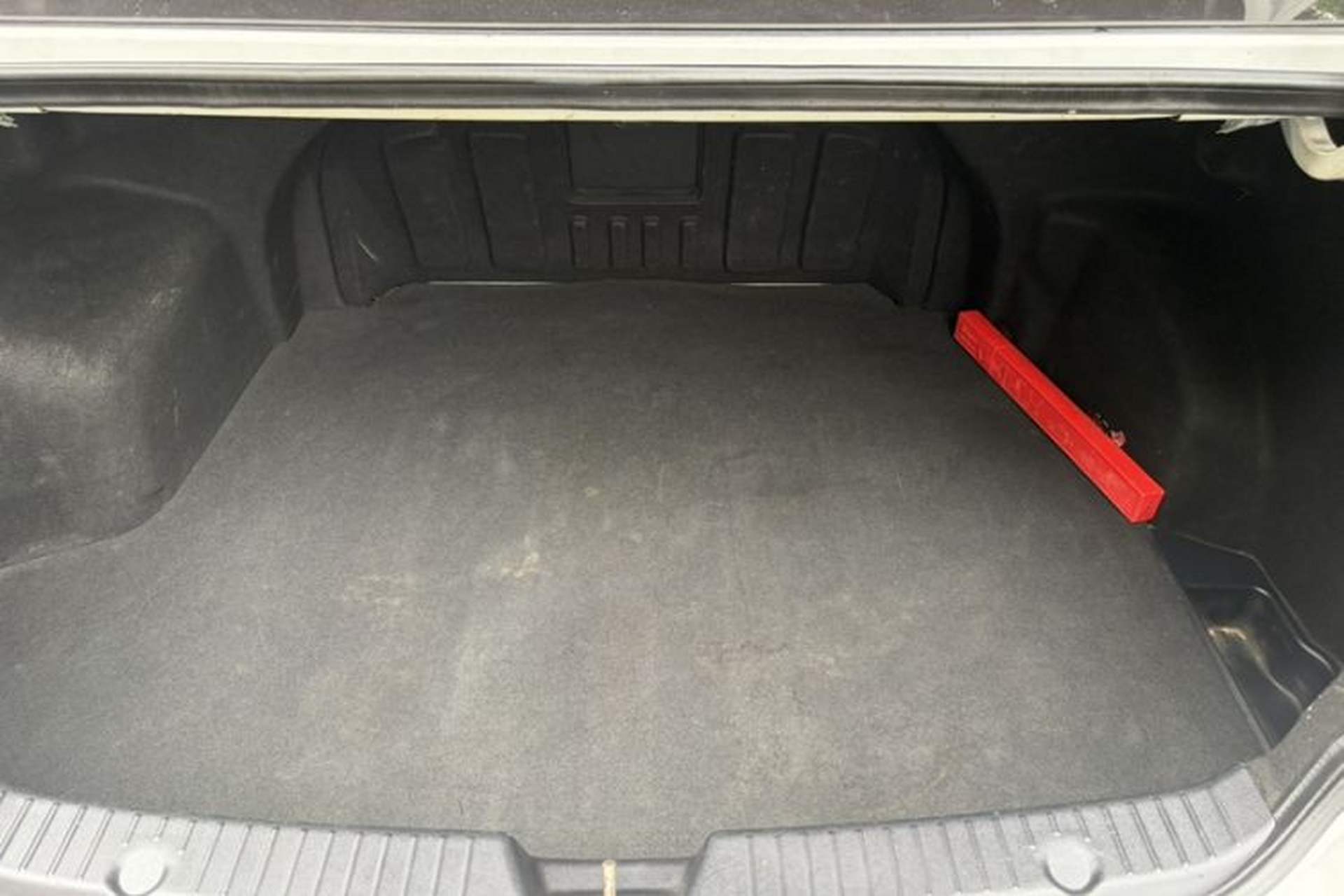 Used Hyundai Sonata 2014 2.4L Automatic Leading Edition China IV Standard Trunk