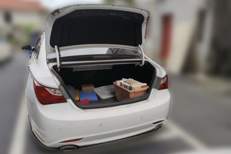 Used Hyundai Sonata 2014 2.0L Automatic Luxury Edition Trunk