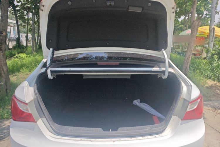 Used Hyundai Sonata 2014 2.0L Automatic Prestige Edition Trunk