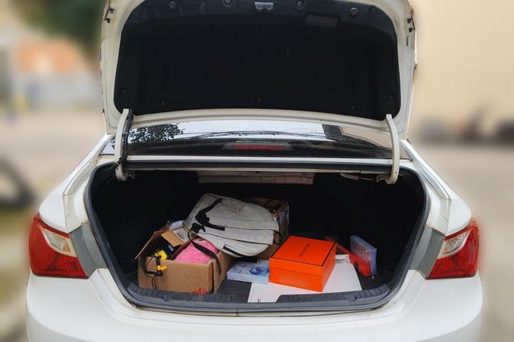 Used Hyundai Sonata 2014 2.0L Automatic Luxury Edition Trunk