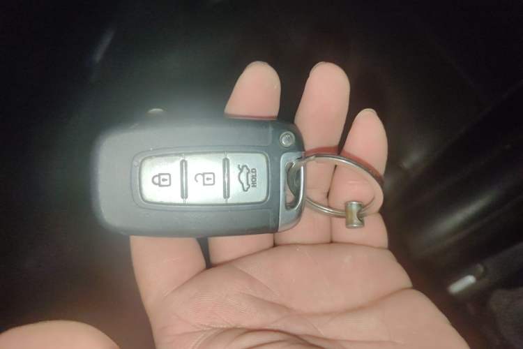 Used Hyundai Sonata 2014 2.0L Automatic Prestige Edition Vehicle Key