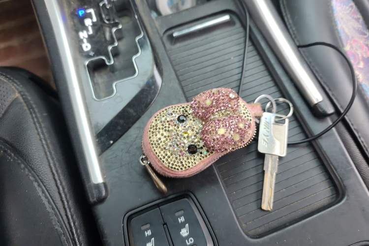 Used Hyundai Sonata 2014 2.0L Automatic Luxury Edition Vehicle Key