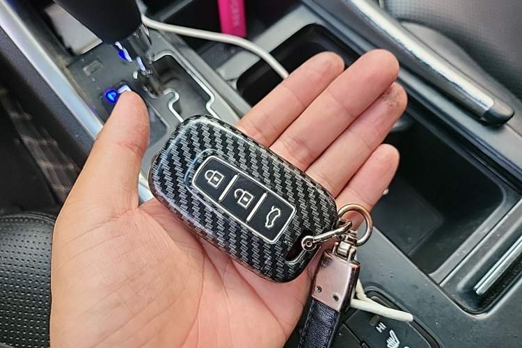 Used Hyundai Sonata 2014 2.0L Automatic Luxury Edition Vehicle Key