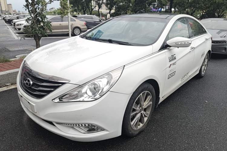 Used Hyundai Sonata 2014 2.0L Automatic Luxury Edition Guazi used car, China used car export, Used car for sale, Used  cars, Cheapest cars for sale