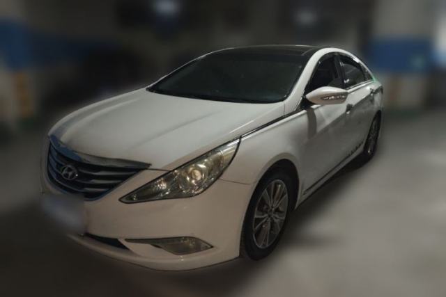 Used Hyundai Sonata 2014 2.4L Automatic Leading Edition China IV Standard