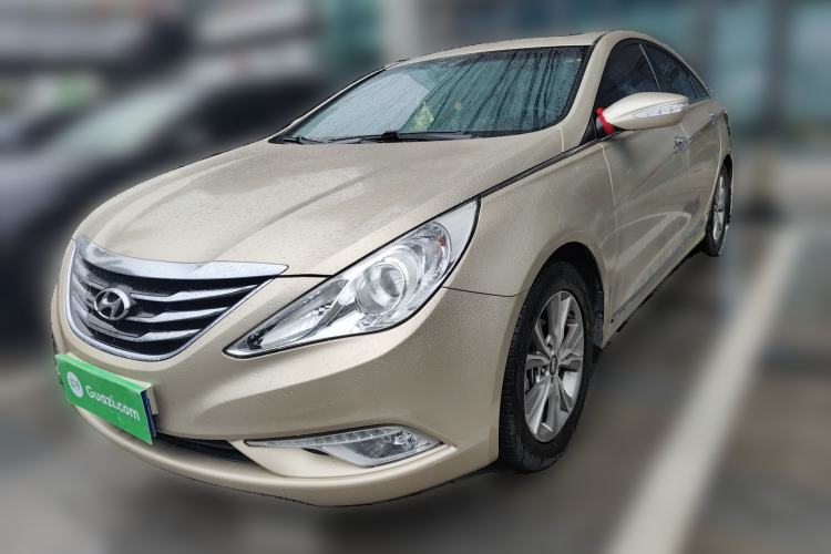 Used Hyundai Sonata 2014 2.0L Automatic Luxury Edition Front Left 45 Deg