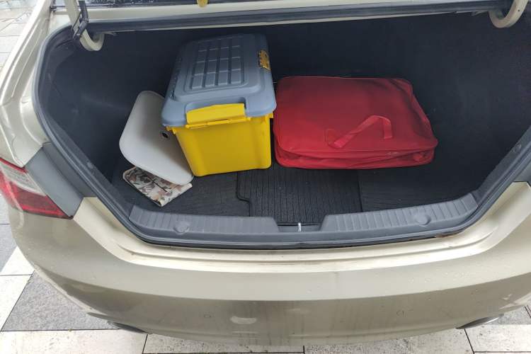 Used Hyundai Sonata 2014 2.0L Automatic Luxury Edition Trunk