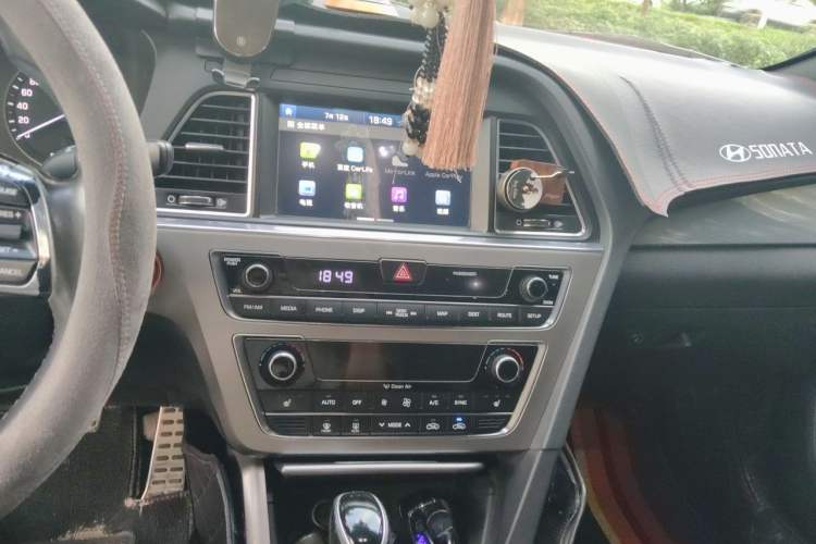 Used Hyundai Sonata 2015 1.6T GLS Smart Model Audio And AC Panel