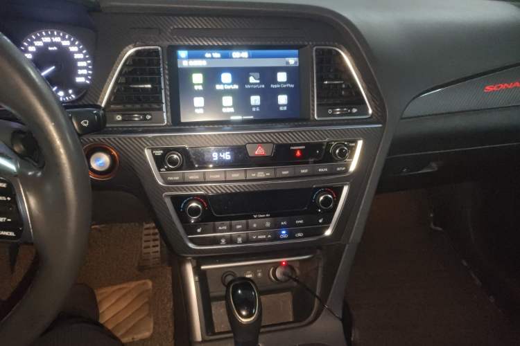 Used Hyundai Sonata 2015 1.6T GLS Smart Model Audio And AC Panel